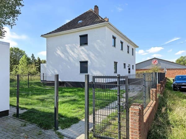 Immobilie in Wagenfeld - Zwei Wohnungen, viele Möglichkeiten: Modernisiertes Zweifamilienhaus in Wagenfeld - Bild 0