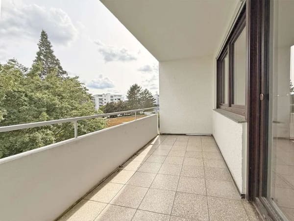Immobilie in Waldenbuch - Attraktive 1,5-Zimmer-Wohnung mit Loggia in gepflegter Wohnanlage - Bild 1