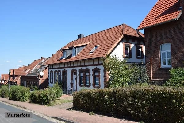 Immobilie in Wardenburg - Einziehen und wohlfühlen: Gepflegtes Einfamilienhaus mit Garage - Bild 0