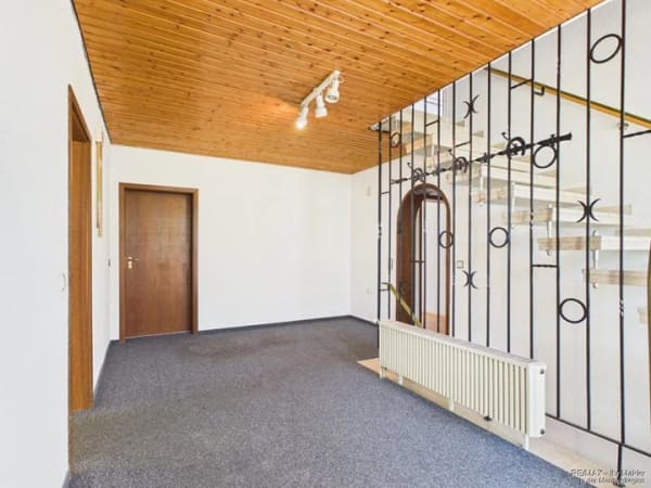 Immobilie in Herrieden - Einfamilienhaus freistehend in Herrieden - Bild 2