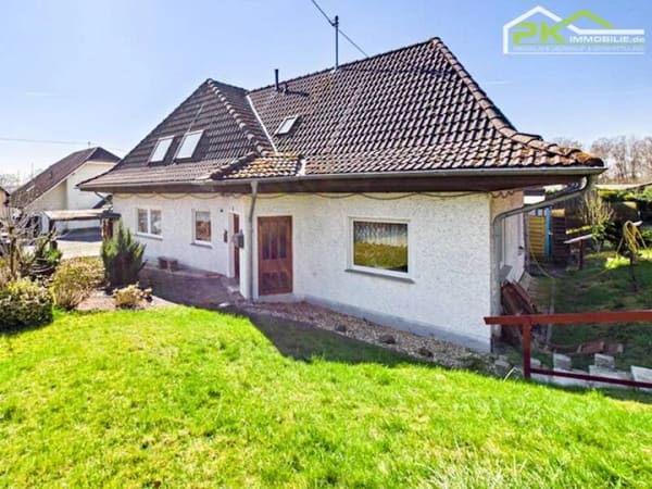 Immobilie in Eichen - Idealer Wohnkomfort - große Erdgeschosswohnung mit sonniger Terrasse in ruhiger Lage - Bild 1