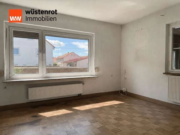 Immobilie in Balingen - 832 m² Grundstück treffen auf 153 m² Wohnfläche – ein Zuhause mit Potenzial - Bild 1