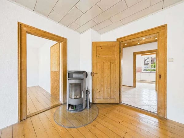 Immobilie in Radolfzell am Bodensee - Bezugsfreie Altbauwohnung mit Charme und praktischen Extras - Bild 2