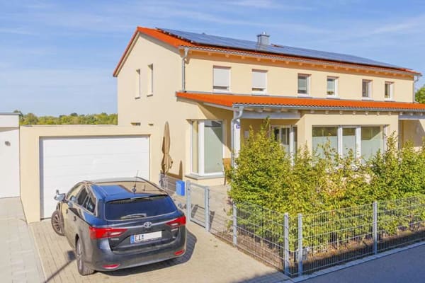 Immobilie in Pförring - Nähe Vohburg - tolles EFH mit großzügiger Einliegerwohnung in absolut ruhiger Lage von Wackerstein - Bild 1