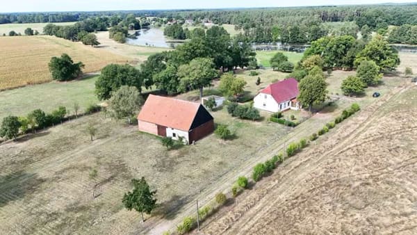 Immobilie in Lenzen (Elbe) - Absolute Alleinlage mit Blick auf die Löcknitz! Charmantes Anwesen in naturnaher Umgebung - Bild 0