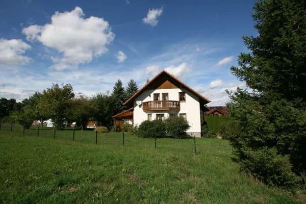 Immobilie in Grabfeld - Einfamilienhaus am Ortsrand mit schönem Grundstück in Bibra - Bild 0