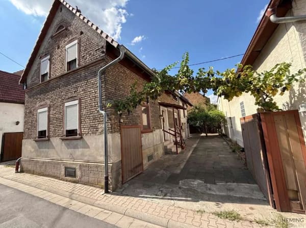 Immobilie in Gimbsheim - HEMING-IMMOBILIEN -  ca. 102 m² bewohnbare Fläche - Haus 4 ZKB sofort frei - Bild 0