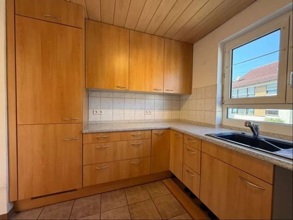 Immobilie in Berglen - Ihr neues Zuhause? Charmante 4 Zimmer Maisonette Wohnung im Herzen von Oppelsbohm! - Bild 1