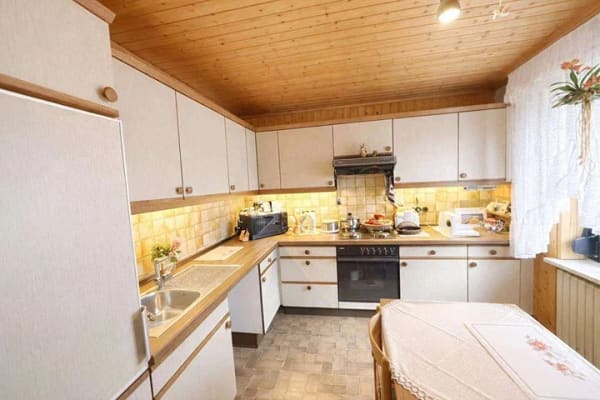 Immobilie in Salzhemmendorf - Einfamilienhaus in Salzhemmendorf-Wallensen auf großzügigem Grundstück - Bild 2