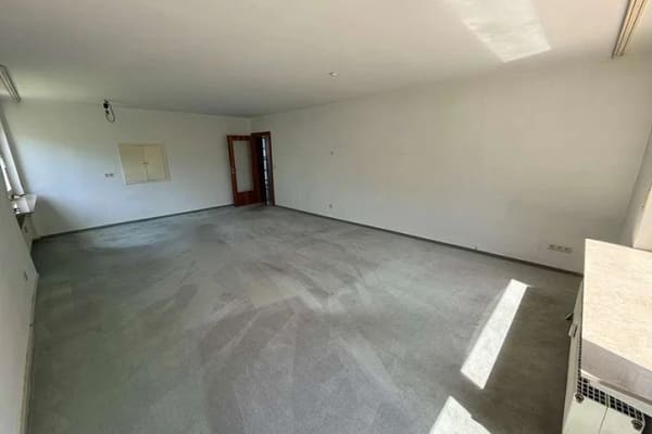 Immobilie in Hofheim am Taunus - Hofheim-Diedenbergen: 2 Generationen- oder XXL-Haus in toller Ruhelage - Bild 4