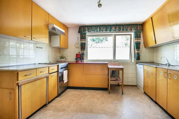 Immobilie in Sigmaringen - Idyllischen Donautal - großes Wohnhaus mit Nebengebäude • ca. 3.325 m² Grundstück - Bild 2
