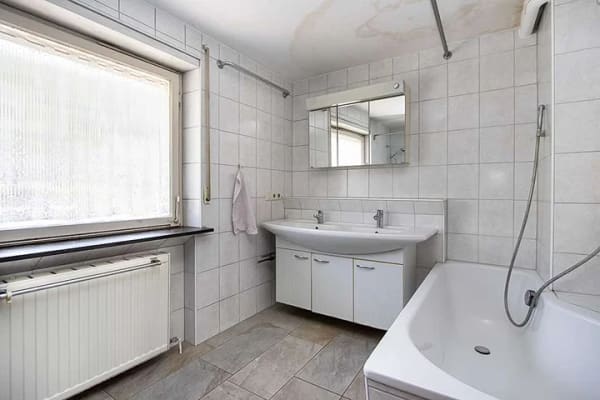 Immobilie in Sigmaringen - Idyllischen Donautal - großes Wohnhaus mit Nebengebäude • ca. 3.325 m² Grundstück - Bild 4