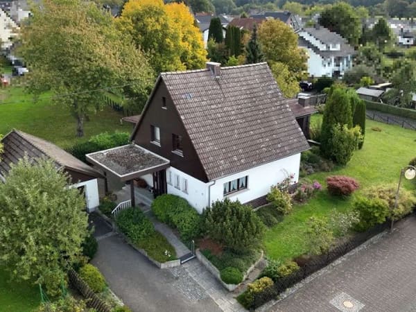 Immobilie in Marienrachdorf - Viel Raum für neue Wohnideen – Einfamilienhaus mit gepflegtem Garten in ruhiger Lage - Bild 0