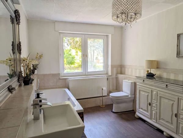 Immobilie in Nettetal - Historische Villa mit drei Wohneinheiten und vielseitigen Nutzungsmöglichkeiten - Bild 4