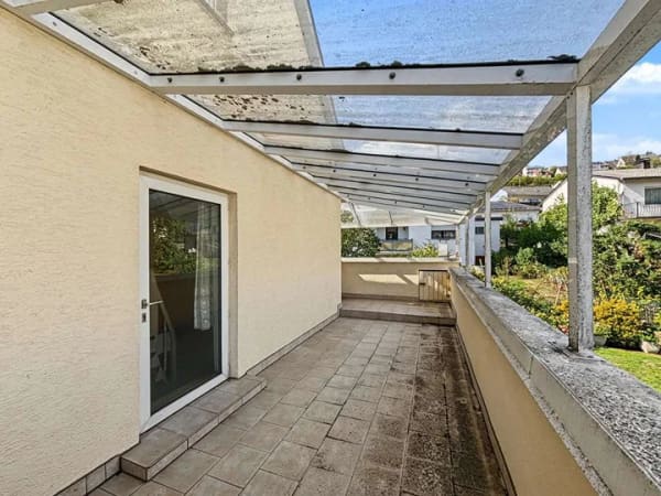 Immobilie in Idar-Oberstein - Großzügiges Familienhaus mit 6 Zimmern, Garten und Terrasse in beliebter Wohnlage von Idar-Oberstein - Bild 3