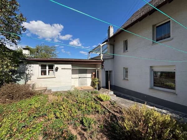 Immobilie in Idar-Oberstein - Großzügiges Familienhaus mit 6 Zimmern, Garten und Terrasse in beliebter Wohnlage von Idar-Oberstein - Bild 4