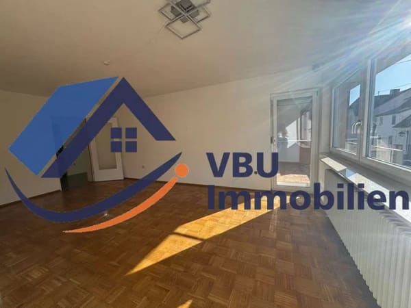 Immobilie in Schwaigern - VBU Immobilien - Helle 3-Zimmer-Wohnung mit Balkon – zentral gelegen in Schwaigern - Bild 0