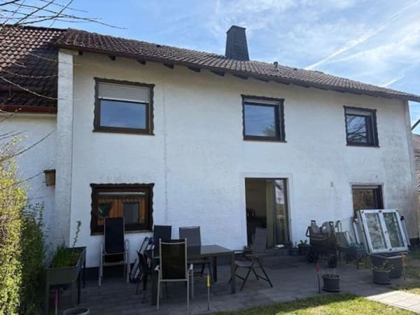 Immobilie in Grebenhain - Einfamilienhaus mit Potential in ruhiger und ländlicher Umgebung - OT Herchenhain - Bild 3