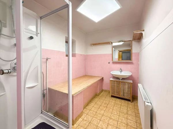 Immobilie in Dierdorf - Solides Einfamilienhaus mit modernisierter Haustechnik Nähe Dierdorf! - Bild 3
