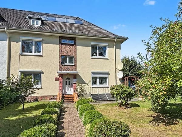 Immobilie in Munster - Ehemaliges Offiziersreihenendhaus mit historischem Charme großzügigem Grundstück in Munster - Bild 0