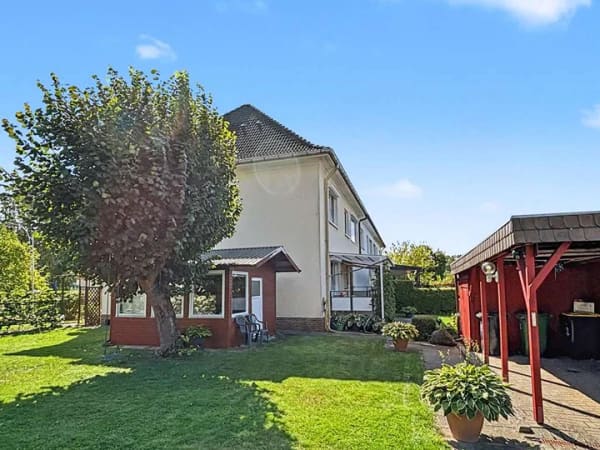 Immobilie in Munster - Ehemaliges Offiziersreihenendhaus mit historischem Charme großzügigem Grundstück in Munster - Bild 2