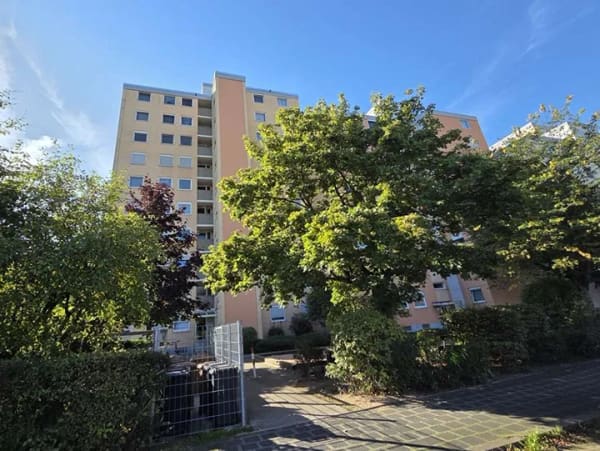 Immobilie in Stein - * Renovieren und Einziehen ** toll geschnittene 3-Zimmer-Wohnung mit BALKON in angenehmer Wohnlage * - Bild 2