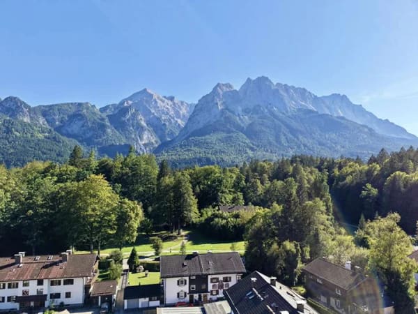 Immobilie in Grainau - Drei Etagen, viele Möglichkeiten - Zugspitzblick inklusive! - Bild 2