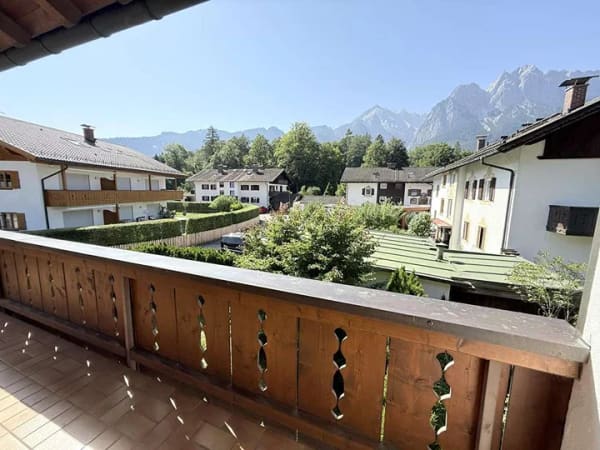 Immobilie in Grainau - Drei Etagen, viele Möglichkeiten - Zugspitzblick inklusive! - Bild 3