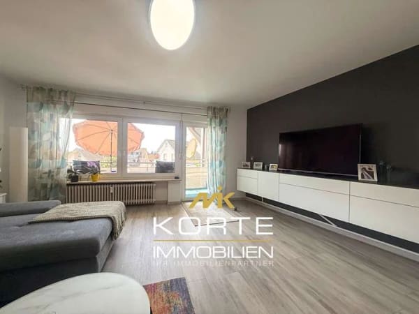 Immobilie in Lindau (Bodensee) - Modernisierte 2,5-Zimmer-Wohnung mit Südwestbalkon & Stellplatz in Lindau - Bild 0