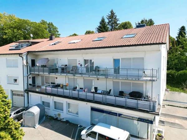 Immobilie in Lindau (Bodensee) - Modernisierte 2,5-Zimmer-Wohnung mit Südwestbalkon & Stellplatz in Lindau - Bild 1