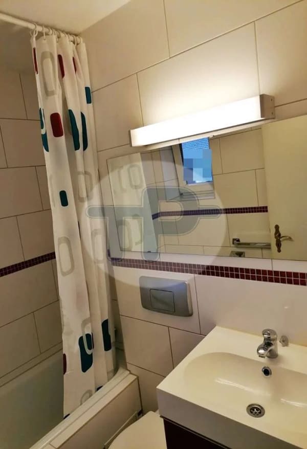 Immobilie in Neuhaus am Inn - E!
VERMIETETES, NEU RENOVIERTES 
APPARTEMENT MIT BALKON
 - Bild 1