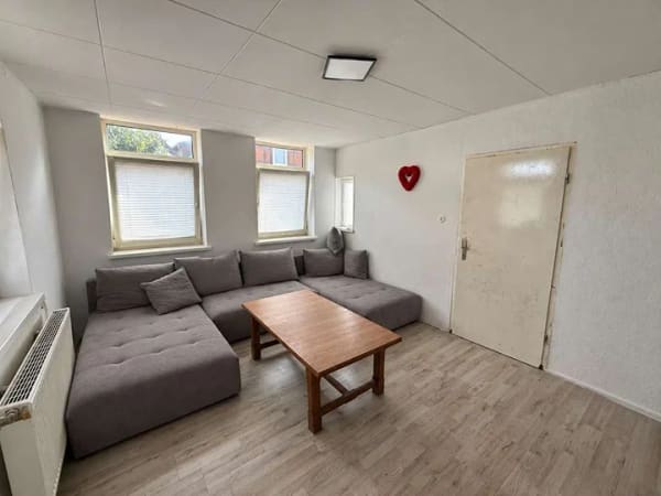 Immobilie in Stolzenau - Vermietetes Zweifamilienhaus mit Charme und Potenzial in zentraler Lage von Stolzenau! - Bild 1