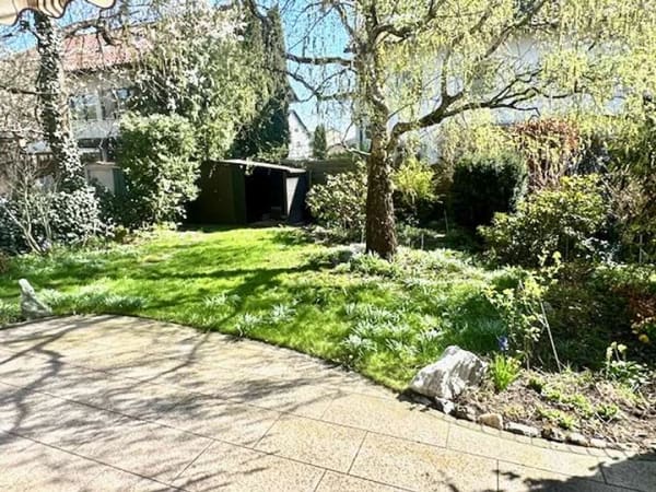 Immobilie in Puchheim - Bieterverfahren: Sonnige Doppelhaushälfte mit 6 Zimmern, Südgarten und PV-Anlage – ruhig in 2. Reihe - Bild 4