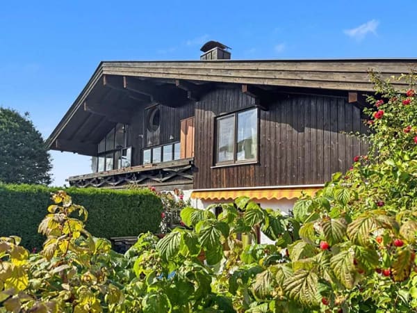 Immobilie in Waakirchen - Waakirchen: Lichtdurchflutete Maisonette-Wohnung mit separatem Büro - Rückmietung durch Verkäufer - Bild 0