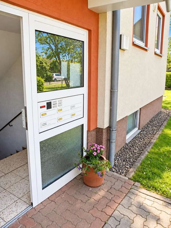 Immobilie in Lutter am Barenberge - Helle 3-Zimmer-Wohnung mit Balkon, Einbauküche und Stellplatz - Bild 1