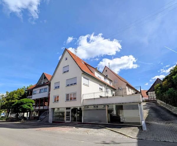 Immobilie in Bisingen - Stabile Erträge trifft Wertsteigerung: Renditestarkes MFH mit ca. 243 m² Wfl. & 213 m²  Nfl. - Bild 0