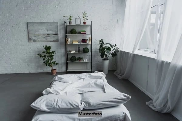 Immobilie in Spremberg - Einfamilienhaus nebst Wirtschaftsgebäude - Bild 0