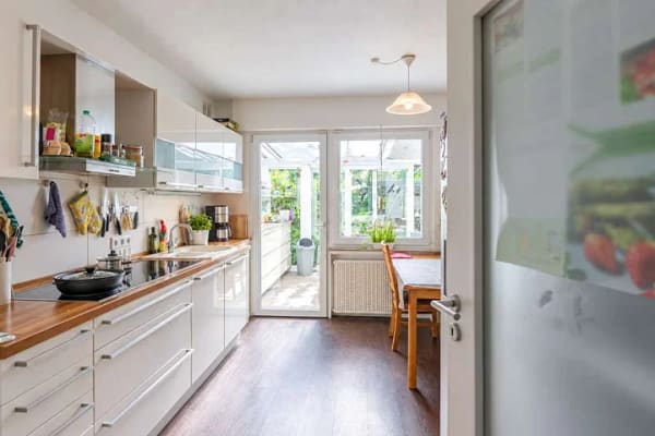 Immobilie in Bad Sassendorf - Familienglück mit viel Platz, angrenzendem Anbau/Einliegerwohnung in Bestlage von Bad Sassendorf - Bild 3