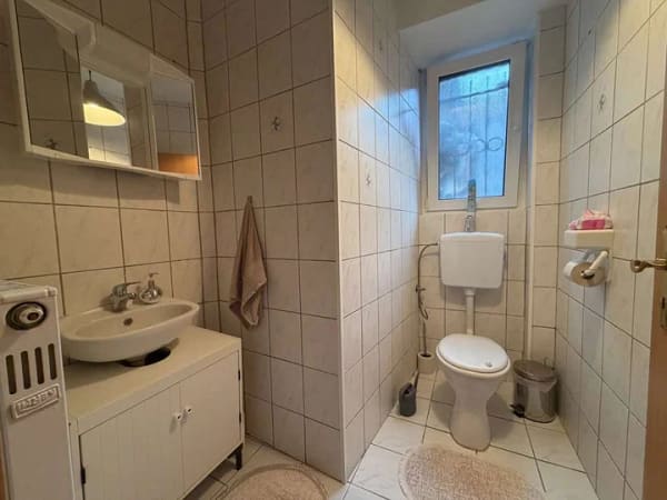 Immobilie in Nidderau - Exklusives Ensemble: Historisches 3-Familienhaus mit Zukunftspotenzial - Bild 2