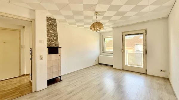 Immobilie in Oberkochen - Für Macher - 2-Zimmer-Wohnung zum selbst gestalten   - Bild 1