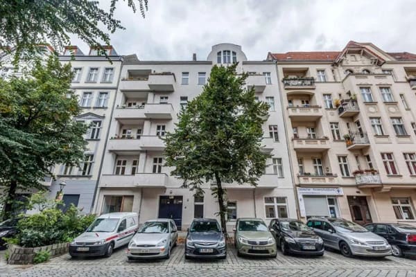 Immobilie in Berlin - Vermietetes Studio-Apartment in ruhiger Hoflage nahe Maxplatz - Bild 0