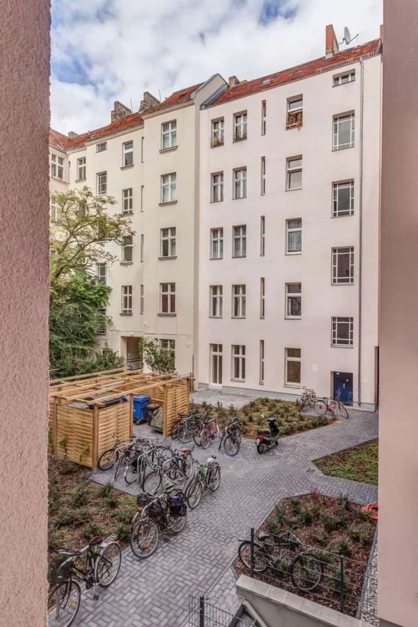 Immobilie in Berlin - Vermietetes Studio-Apartment in ruhiger Hoflage nahe Maxplatz - Bild 2