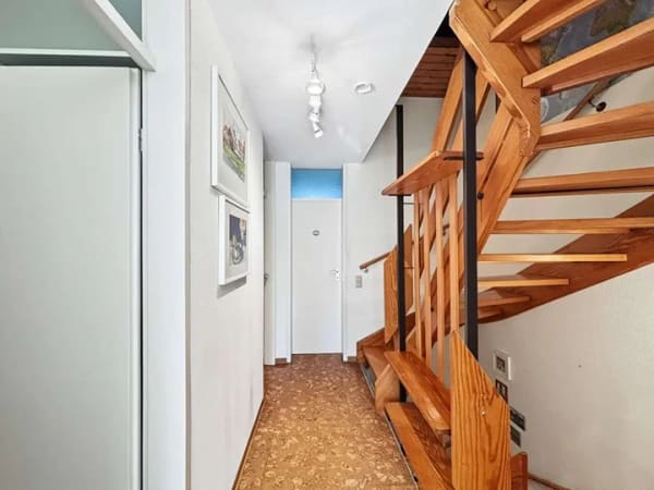 Immobilie in Neuhausen auf den Fildern - Großzügig wohnen in Neuhausen auf den Fildern – Familiendomizil mit Garten, Studio &amp; Sauna - Bild 1