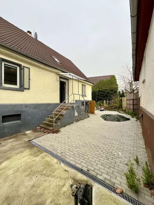 Immobilie in Roßdorf - Einzigartiges Einfamilienhaus in Roßdorf: Charmantes Zuhause oder Kapitalanlage - Bild 3