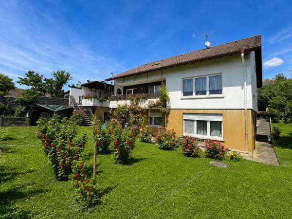 Immobilie in Küssaberg - Viel Platz für Ihre Wohnideen - großzügiges Einfamilienhaus mit Einliegerwohnung & Doppelgarage - Bild 1