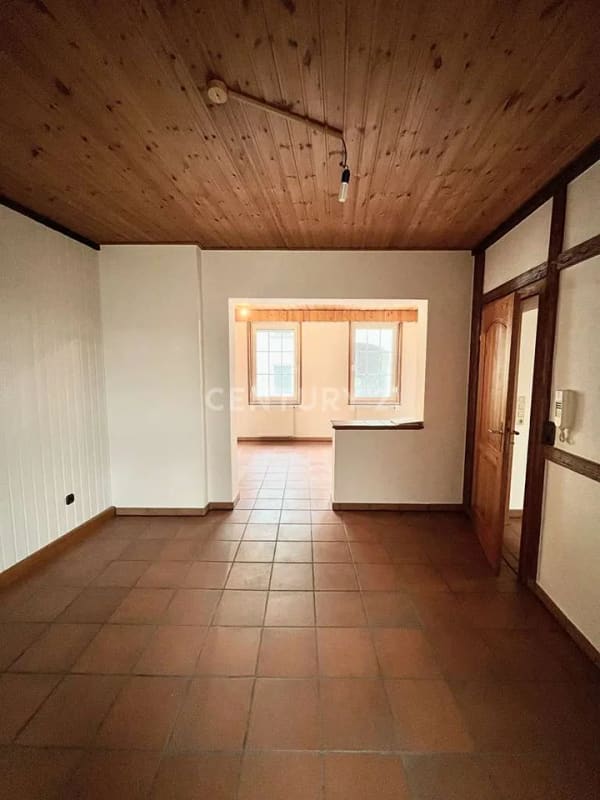 Immobilie in Baesweiler - Familienfreundliches Reihenmittelhaus mit Wintergarten und Garten in Baesweiler - Bild 2