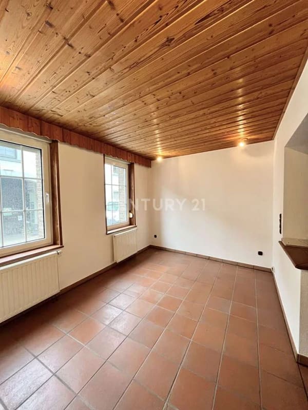 Immobilie in Baesweiler - Familienfreundliches Reihenmittelhaus mit Wintergarten und Garten in Baesweiler - Bild 3