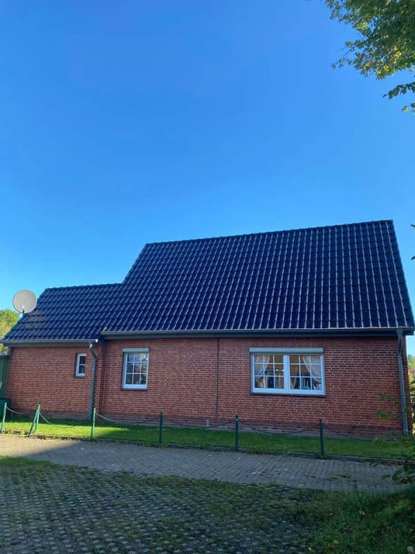 Immobilie in Brunsbüttel - Saniertes Haus in zentraler Lage in Brunsbüttel für Käufer provisionsfrei! - Bild 1
