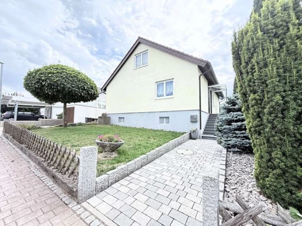 Immobilie in Tiefenbronn - Viel Platz für die ganze Familie in attraktiver Lage - Bild 3