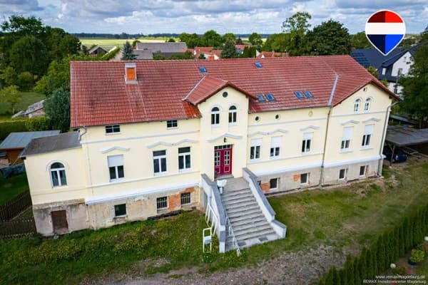Immobilie in Goldbeck - Viel Platz. Viel Potenzial. Ein Gutshaus für große Ideen. Großes Grundstück und Ausbaupotenzial - Bild 1